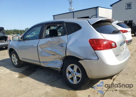 2013 Nissan Rogue S z USA, uszkodzony, nr VIN JN8AS5MV8DW666421